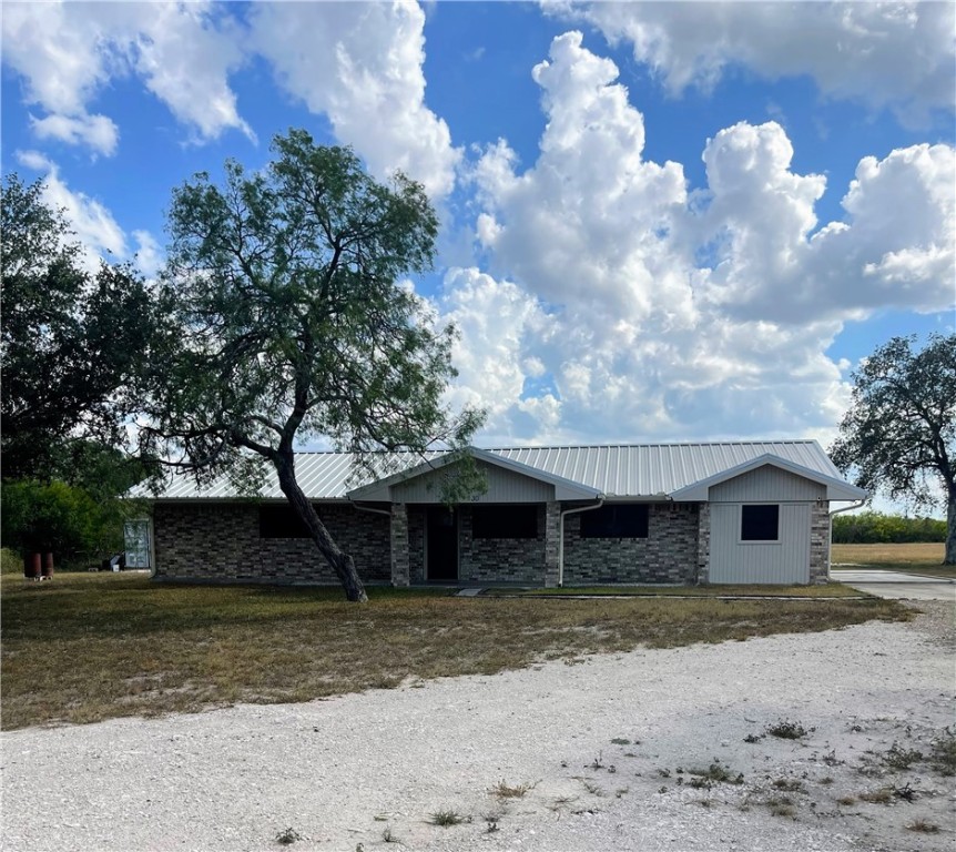 130 County Road 3211