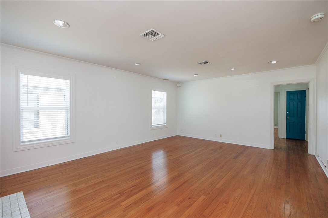 513 Atlantic St Property Photo 8