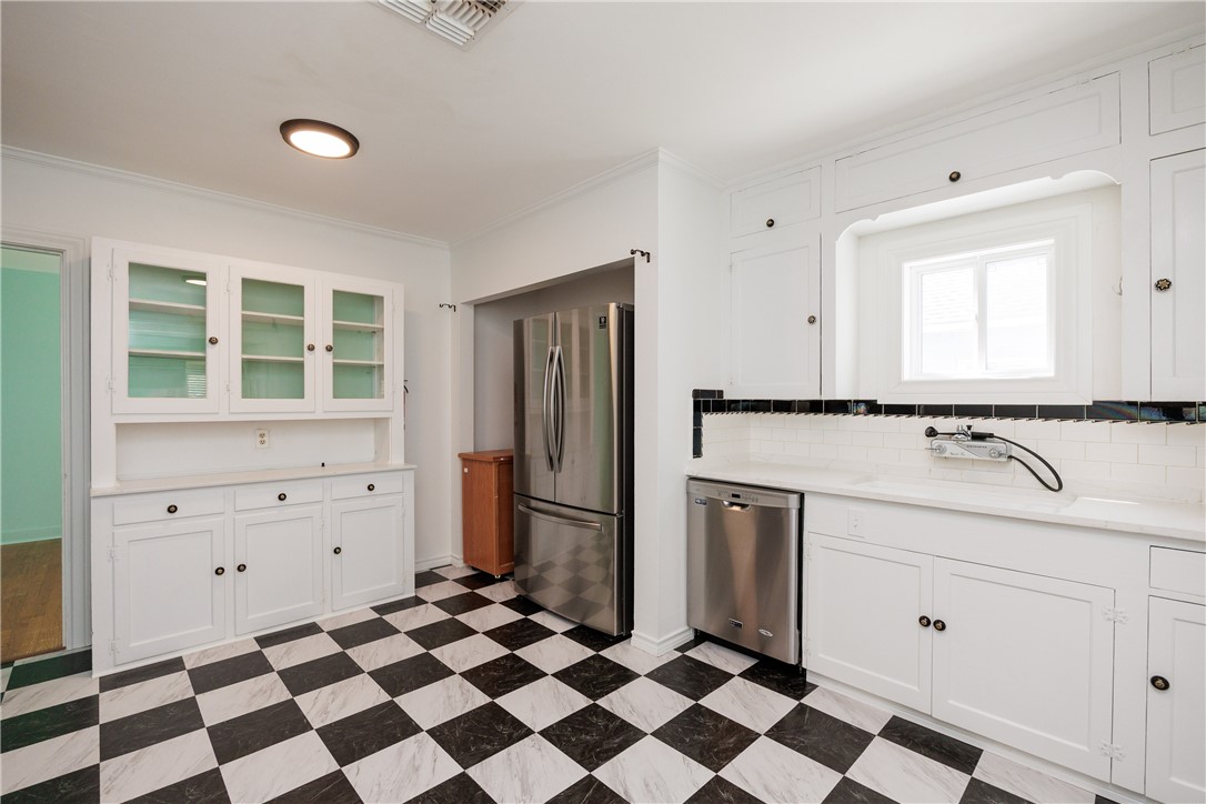 513 Atlantic St Property Photo 15