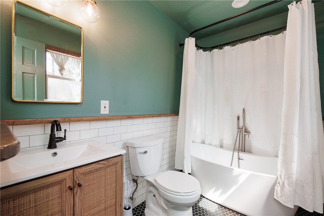 513 Atlantic St Property Photo 25