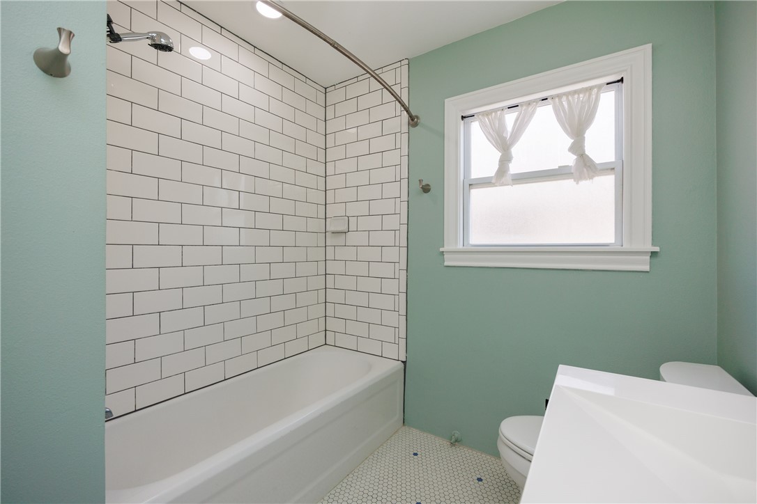 513 Atlantic St Property Photo 34