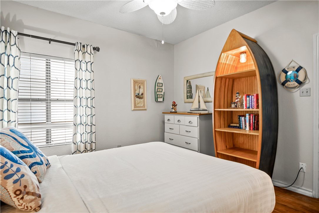 6317 State Highway 361 3105 Property Photo 13