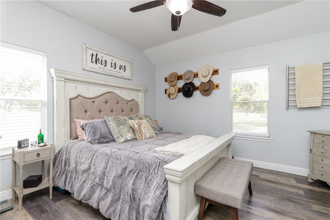 2541 Flour Bluff Dr Property Photo 17