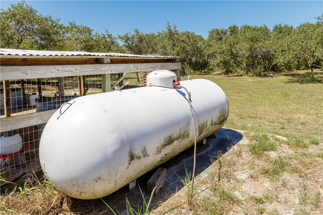 2541 Flour Bluff Dr Property Photo 37