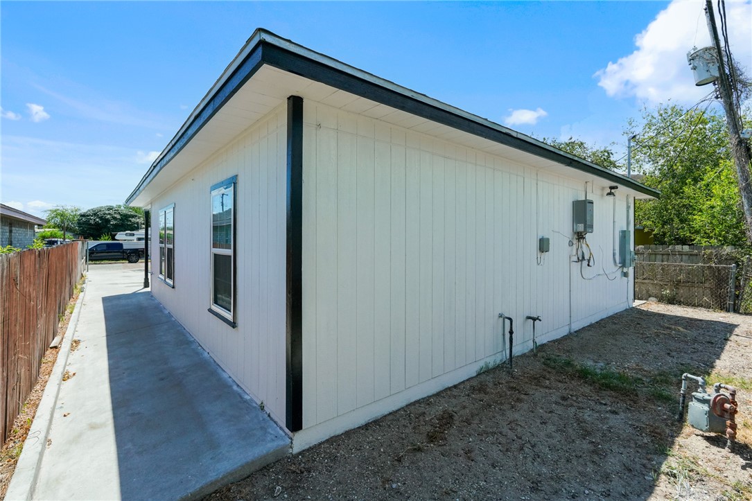 417 Vera Cruz St Property Photo 31