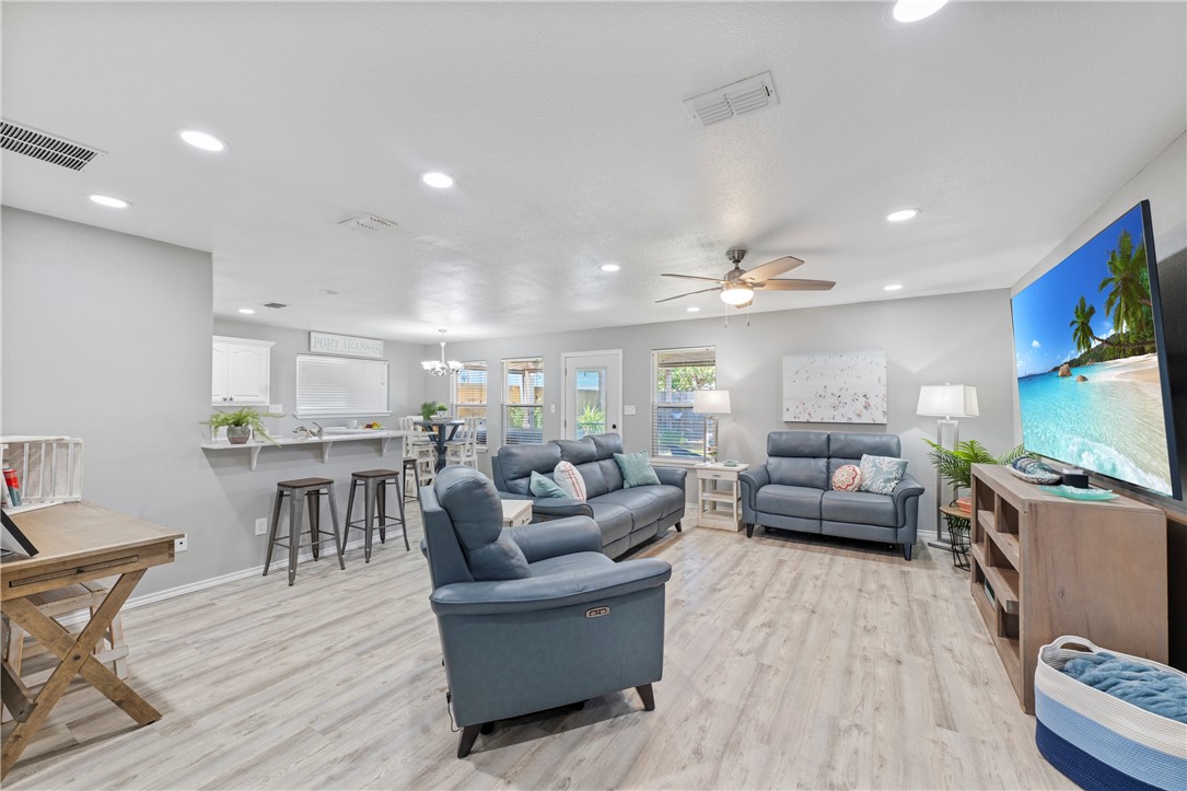 512 Rockport Channel Property Photo 3