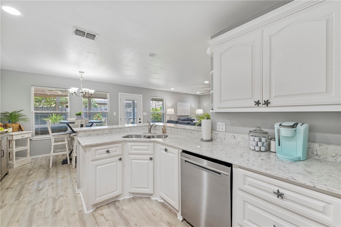 512 Rockport Channel Property Photo 10