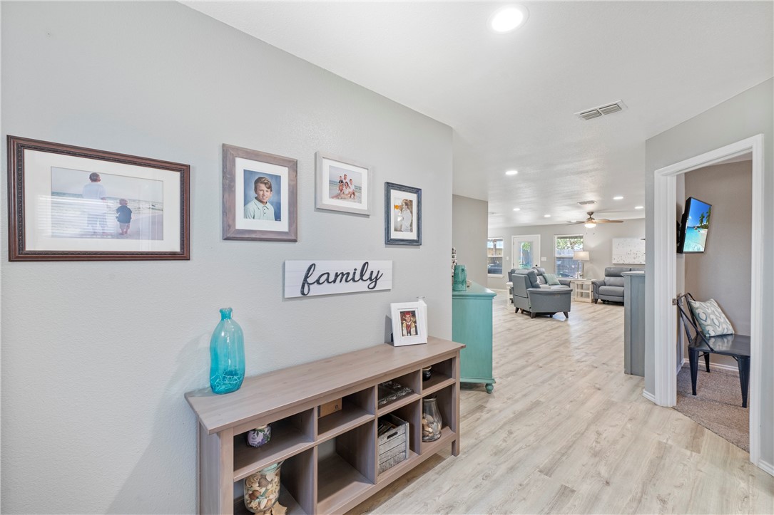 512 Rockport Channel Property Photo 18