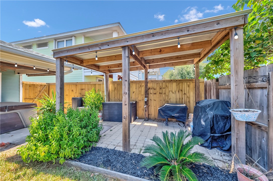 512 Rockport Channel Property Photo 28