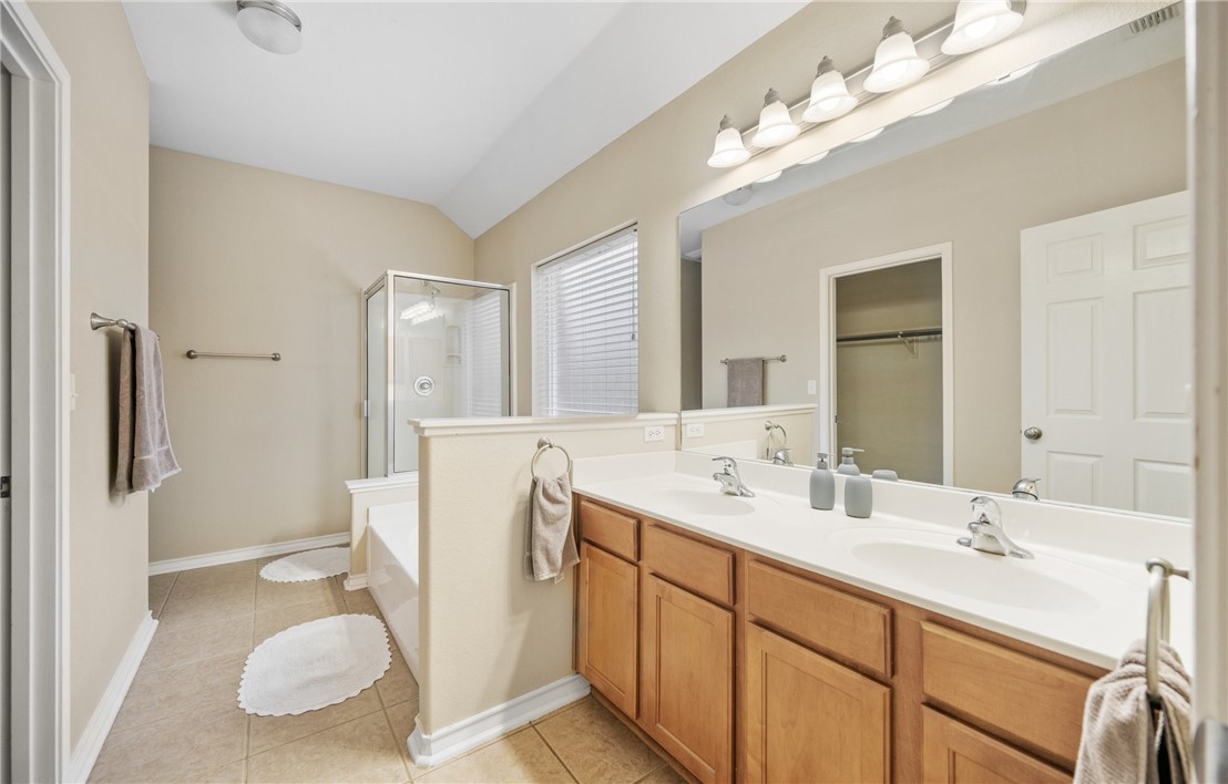 7206 Spanish Wood Dr Property Photo 11