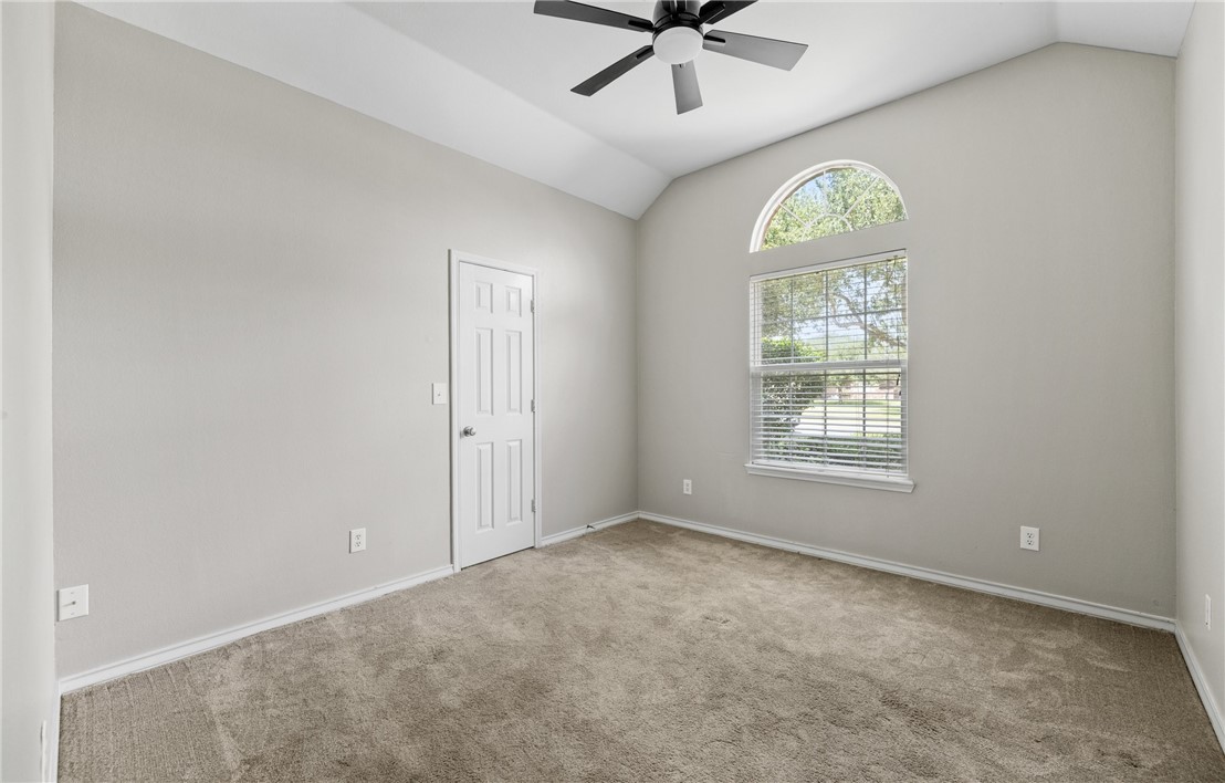 7206 Spanish Wood Dr Property Photo 16