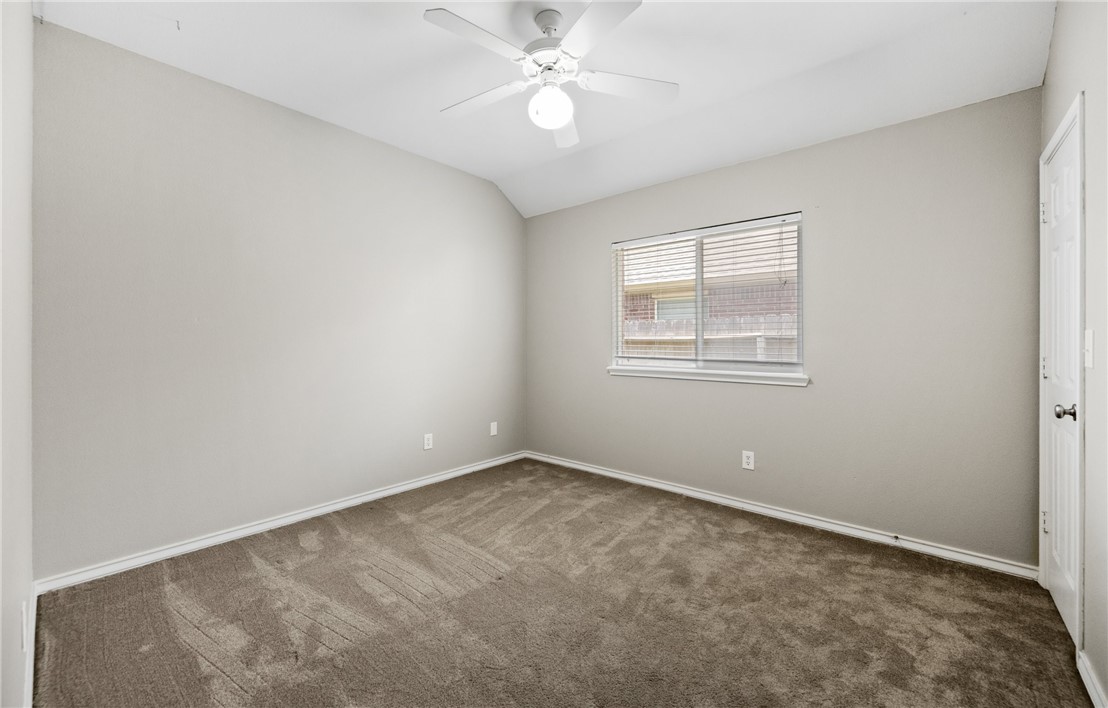 7206 Spanish Wood Dr Property Photo 18