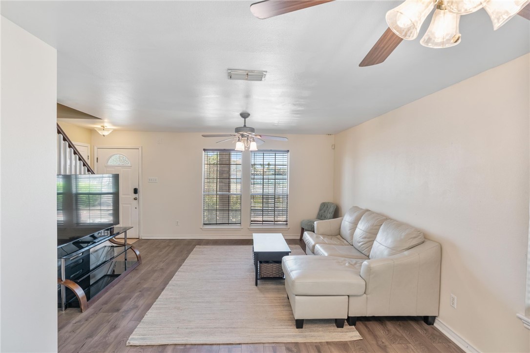 13961 Ports Ocall Dr A Property Photo 6