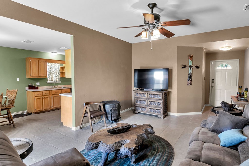 311 Lemonwood Property Photo 9