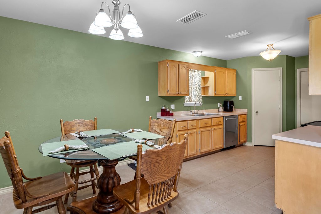 311 Lemonwood Property Photo 10