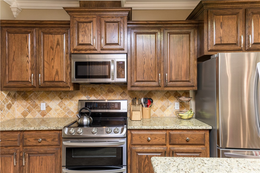 5801 Montserrat Dr Property Photo 7