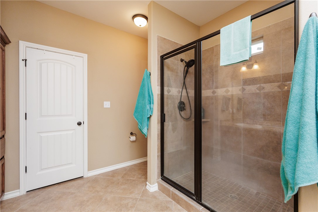 5801 Montserrat Dr Property Photo 21