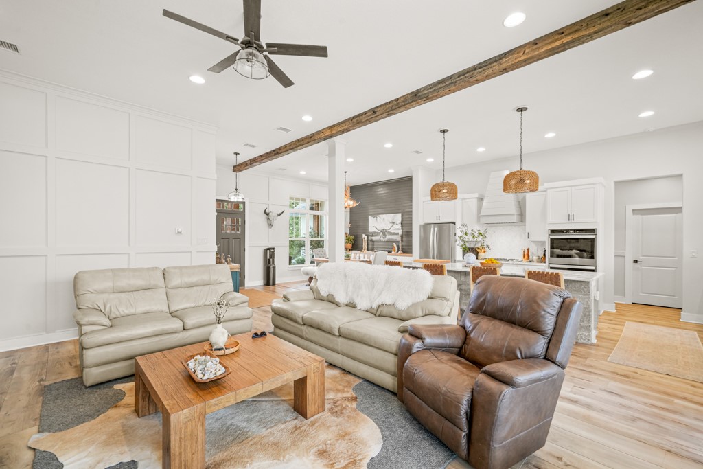 463475 Property Photo 4