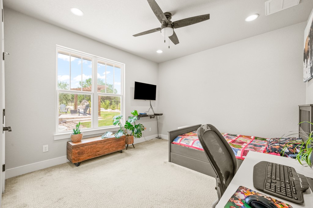 463475 Property Photo 18