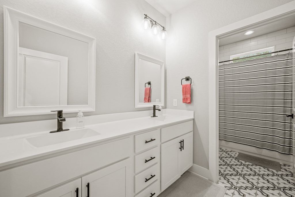 463475 Property Photo 23