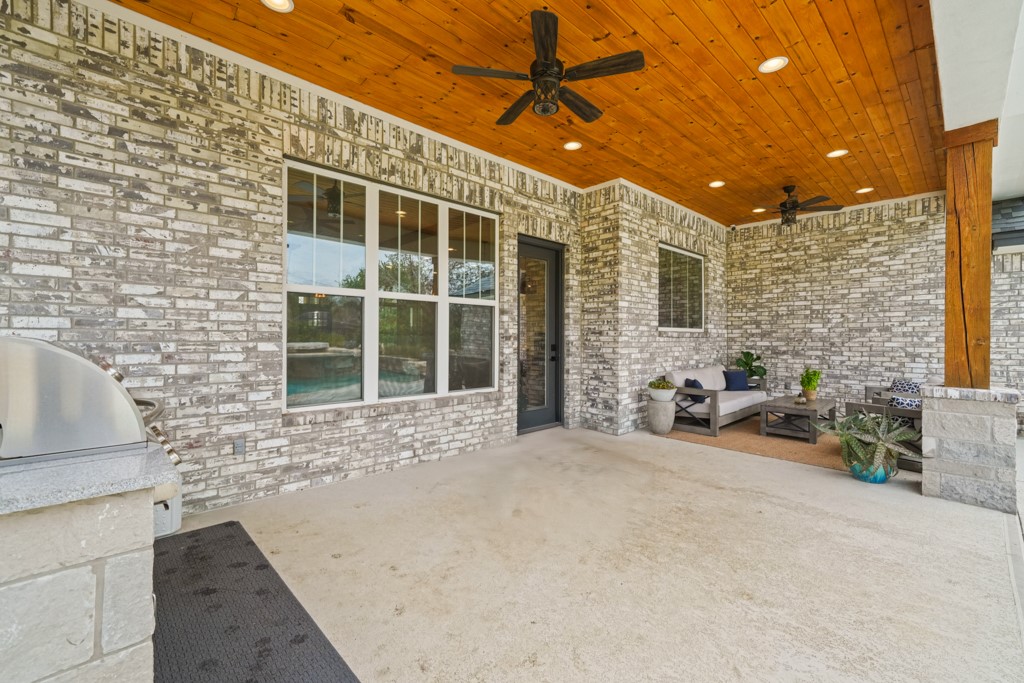 463475 Property Photo 26