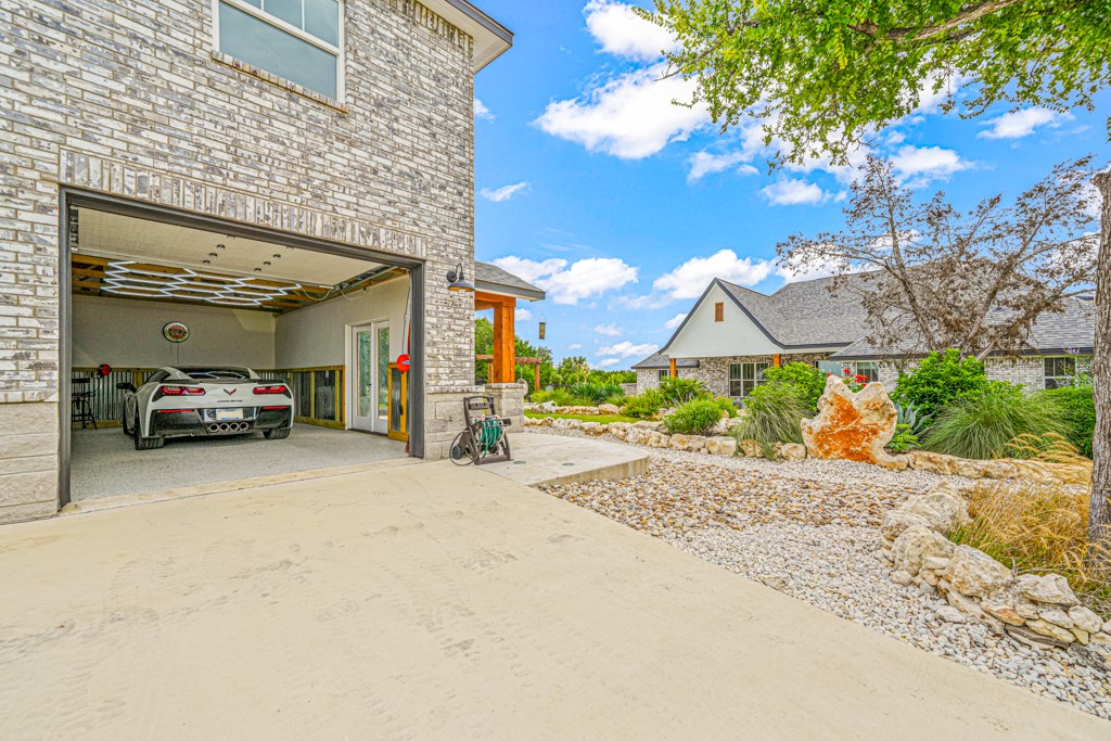 463475 Property Photo 33