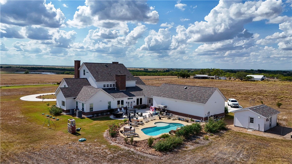 741 County Road 159 Property Photo 2