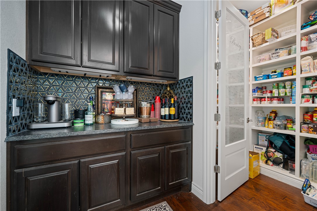 741 County Road 159 Property Photo 7