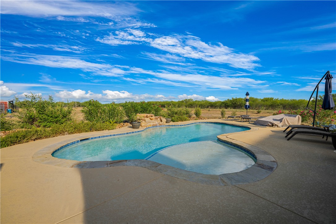 741 County Road 159 Property Photo 14