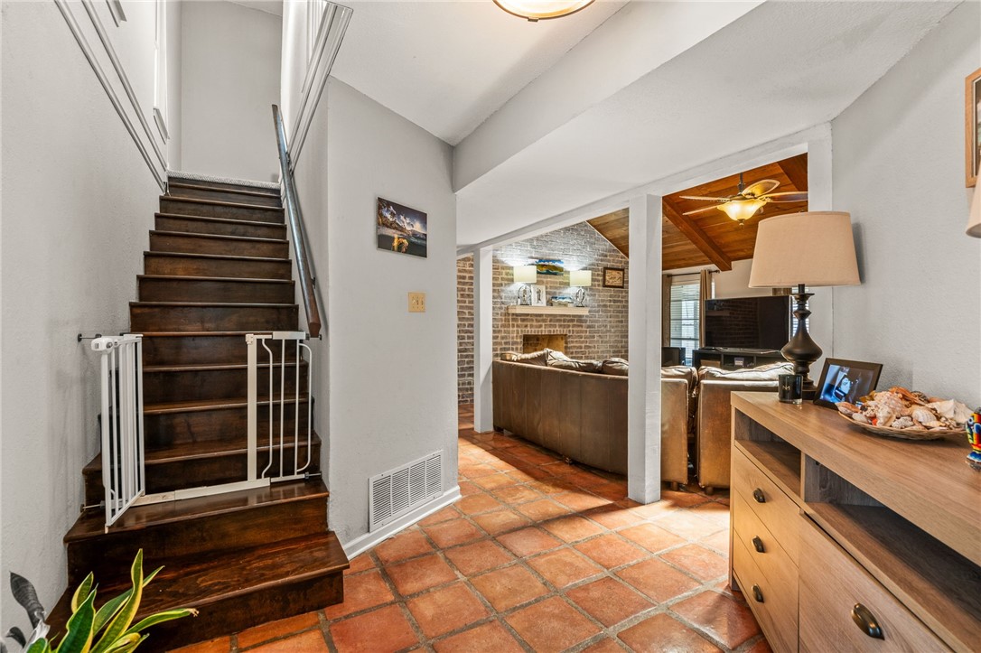 6202 Lost Creek Dr Property Photo 20