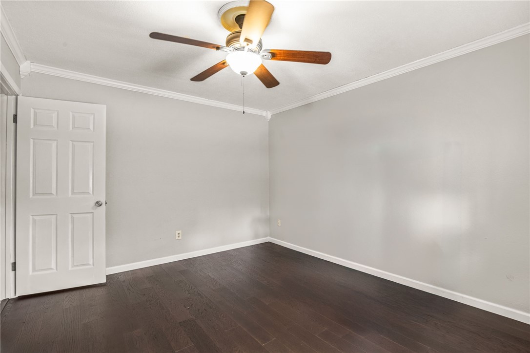 6202 Lost Creek Dr Property Photo 29