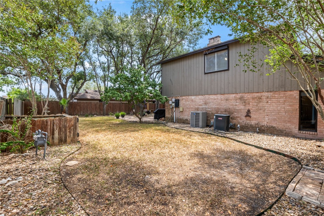 6202 Lost Creek Dr Property Photo 36