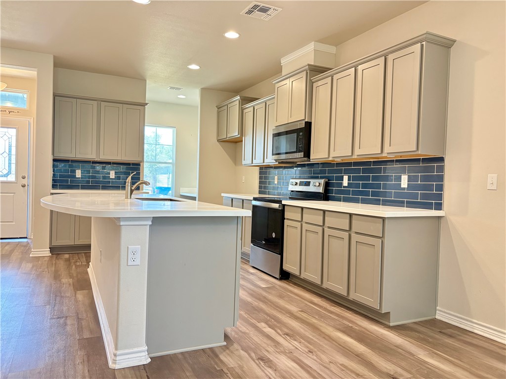 1911 Shellbank Ave Property Photo 5