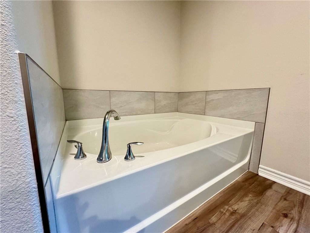 1911 Shellbank Ave Property Photo 13