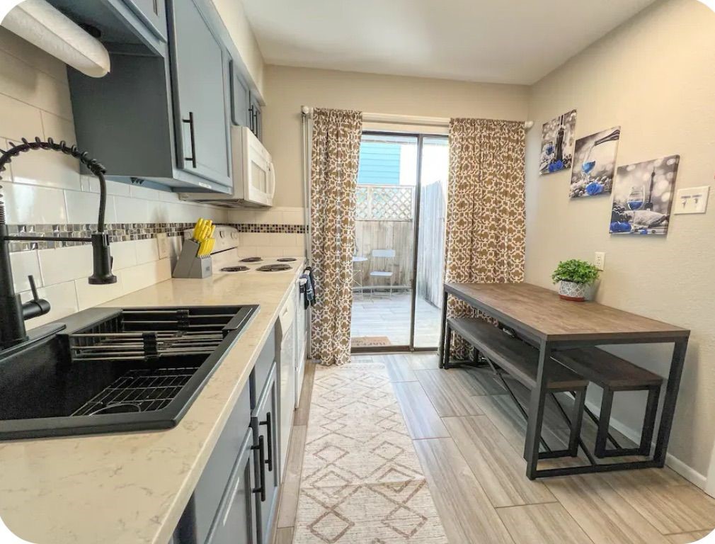 14898 Granada Dr 4 Property Photo 11