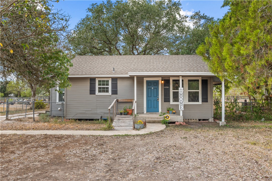 10941 Shady Lane Property Photo 1