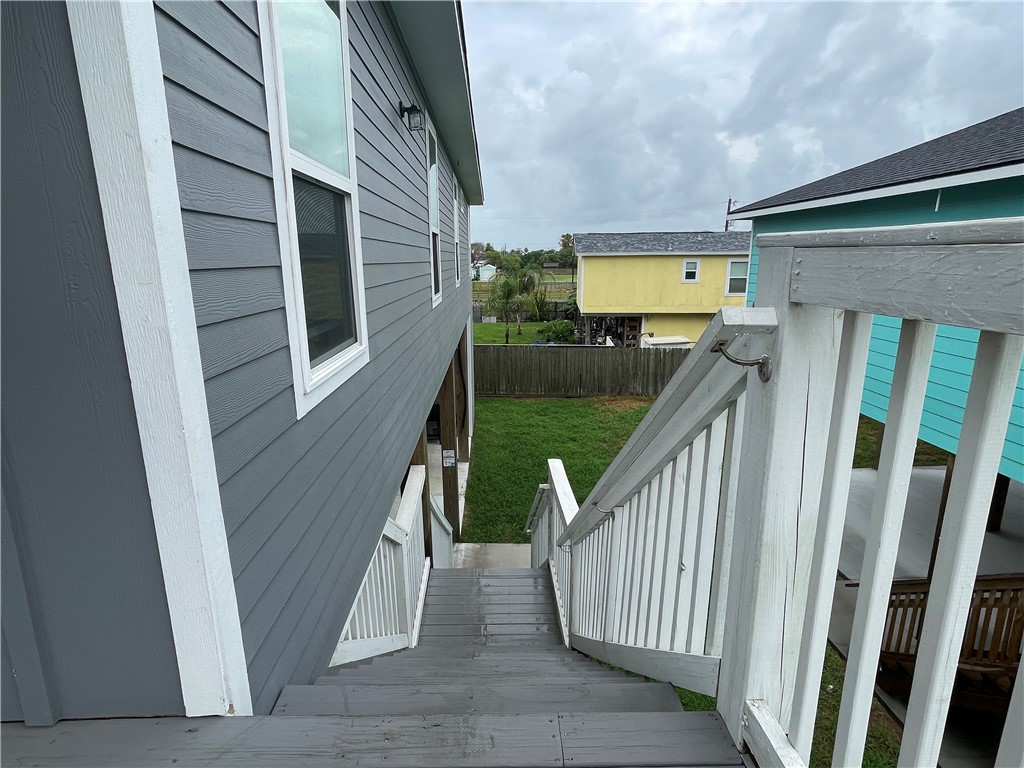 213 Las Palmas Dr Property Photo 30