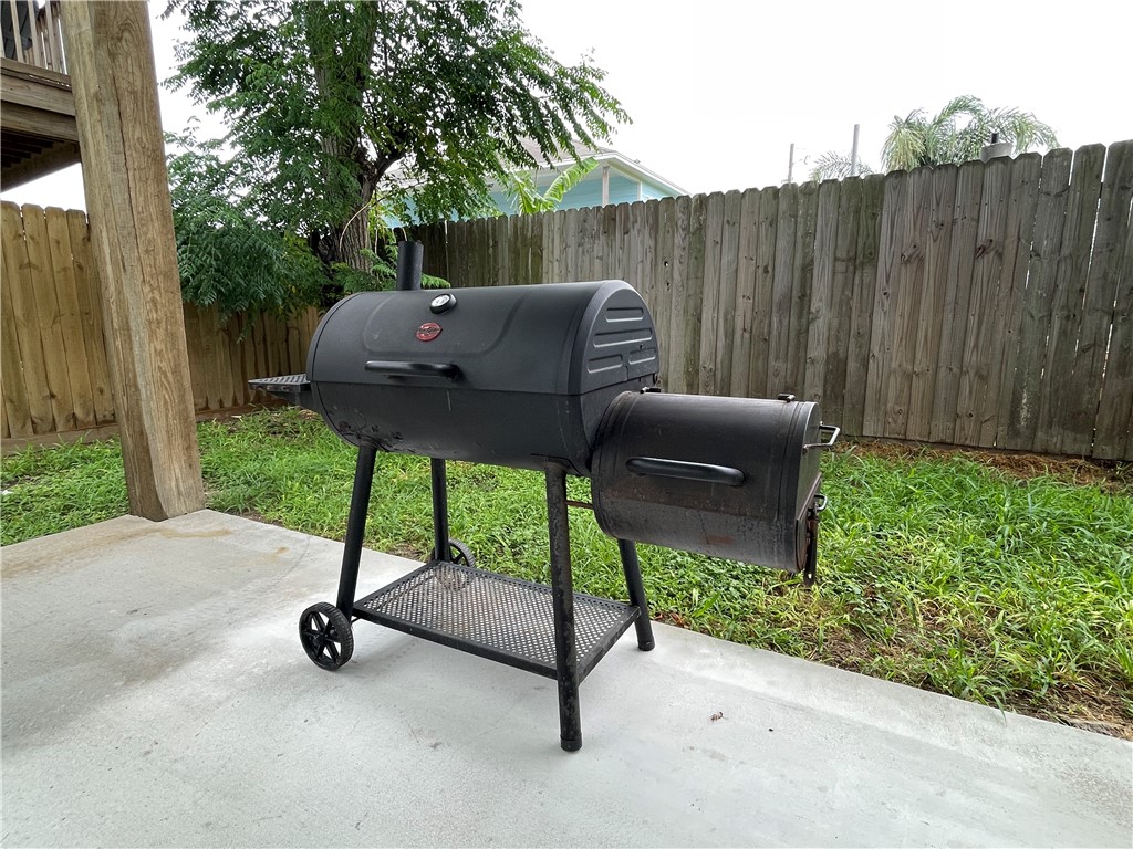 213 Las Palmas Dr Property Photo 31