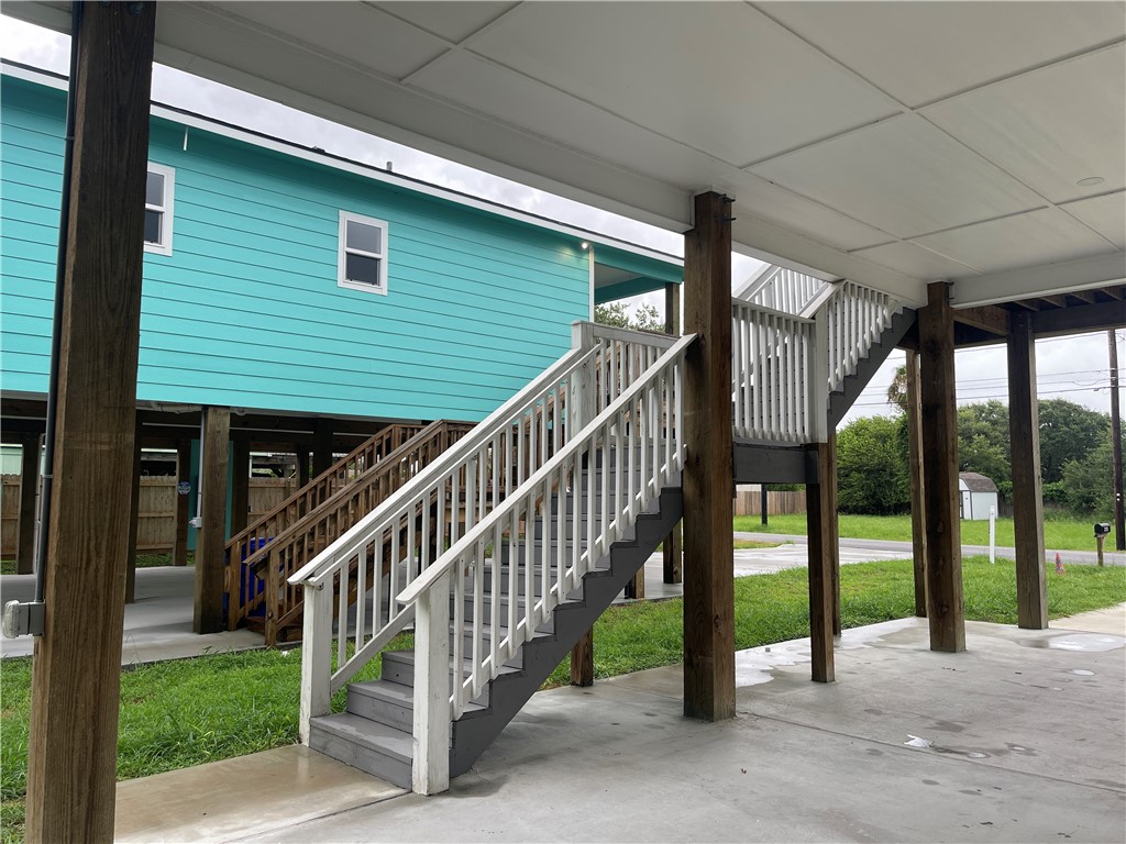 213 Las Palmas Dr Property Photo 32