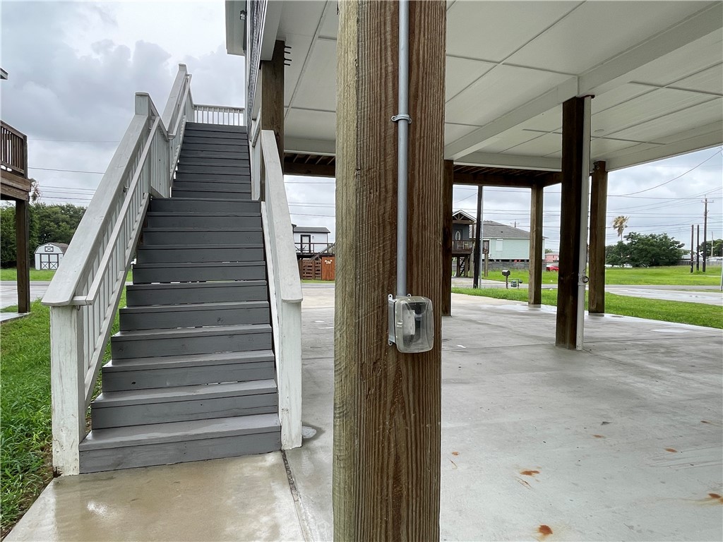 213 Las Palmas Dr Property Photo 33