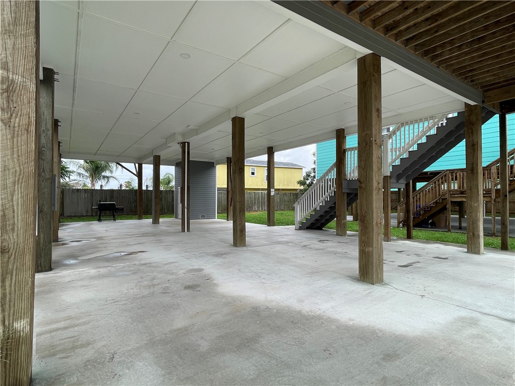 213 Las Palmas Dr Property Photo 34