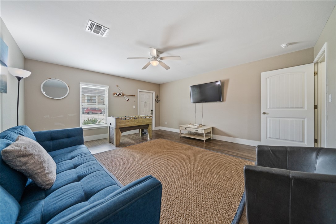 14920 Packery View Loop Property Photo 5