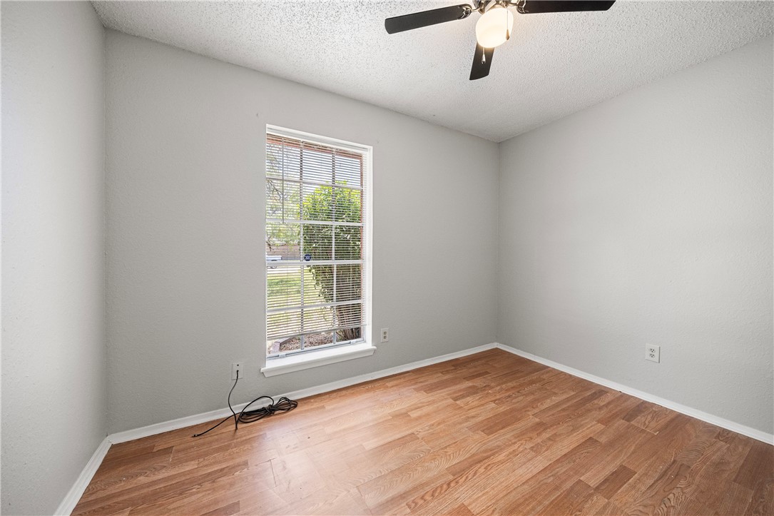 2425 Manitoba Dr Property Photo 15