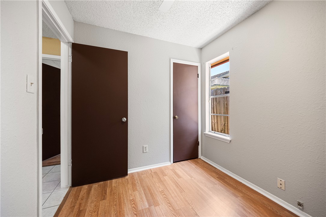 2425 Manitoba Dr Property Photo 17