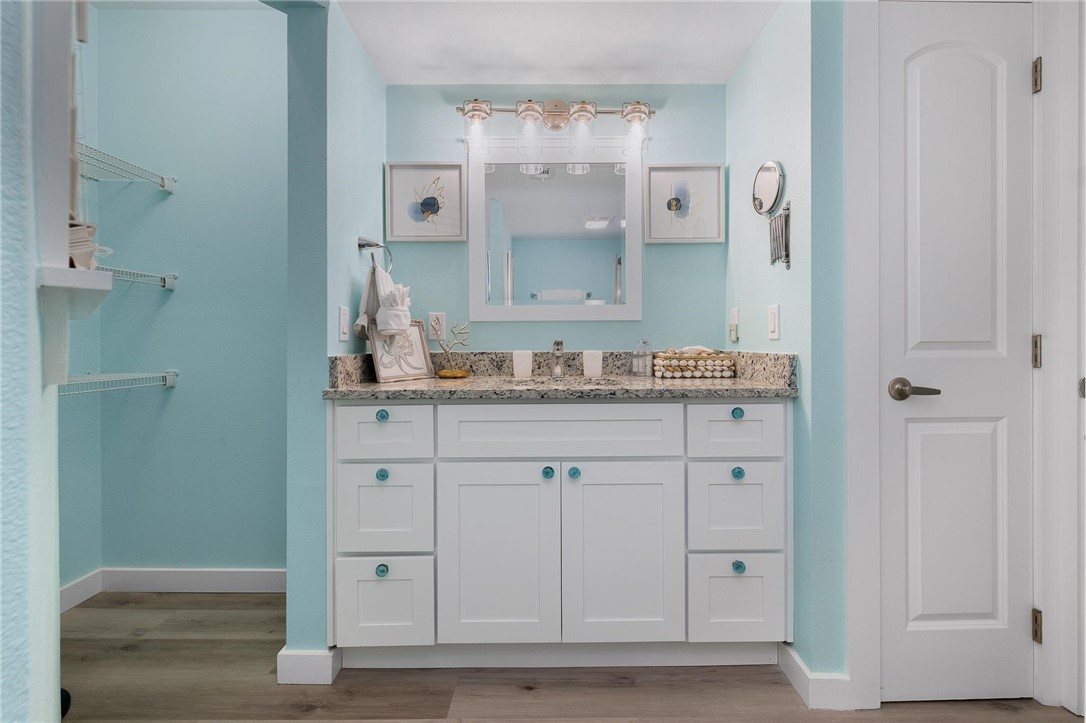 800 Sand Castle Dr Property Photo 14