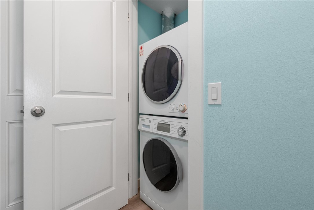 800 Sand Castle Dr Property Photo 17