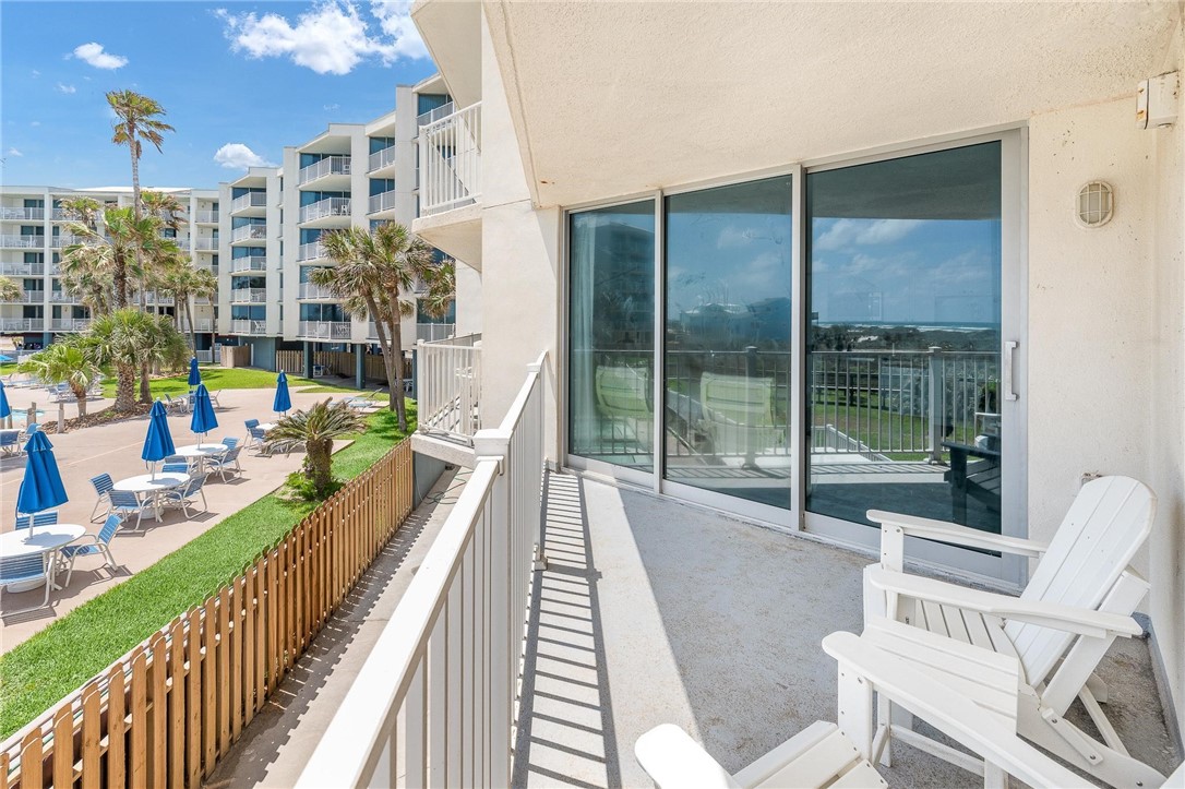 800 Sand Castle Dr Property Photo 21