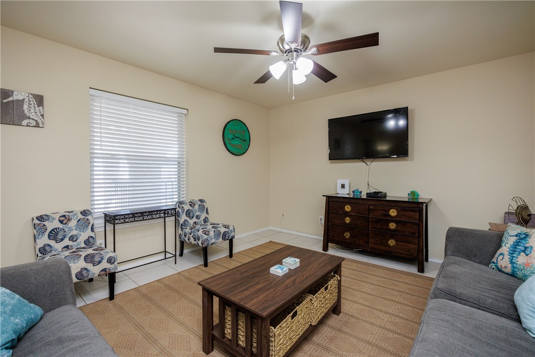 14921 Windward Dr 208 Property Photo 5