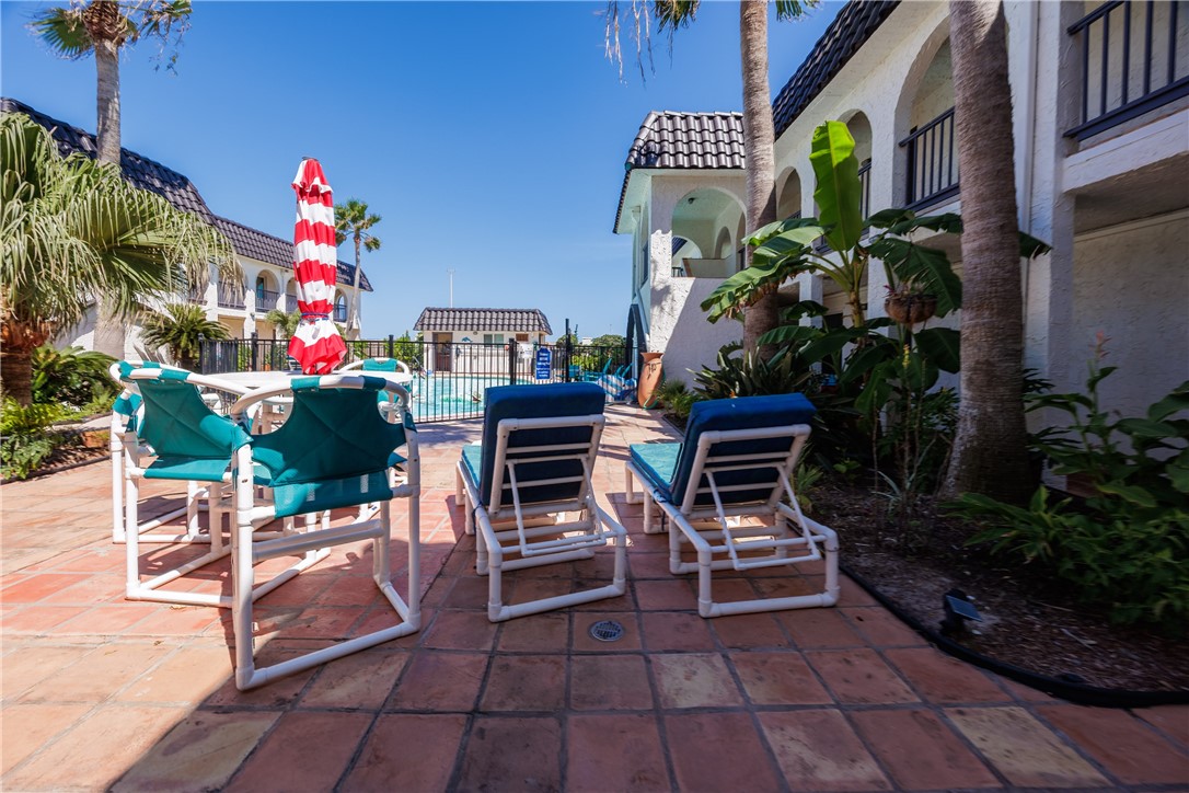 14921 Windward Dr 208 Property Photo 18