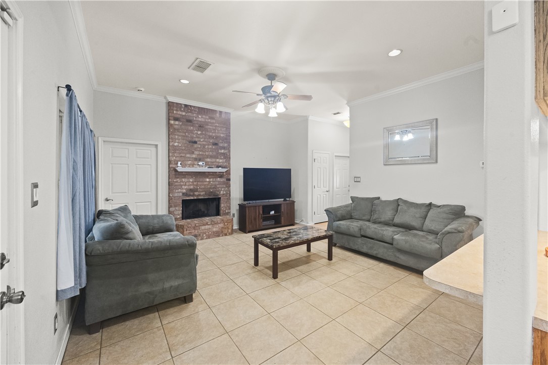 229 Wise Ave Property Photo 5